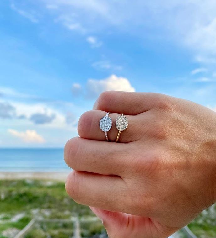 Icon_Collection_Maggie_Ring_White_Yellow MB Essentials Maggie Oval Pave Diamond Ring