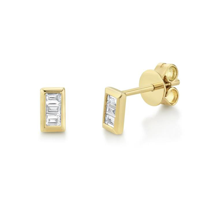 MB Essentials Baguette Stud Earrings in 14kt Yellow Gold