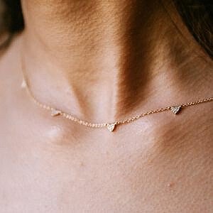 gold and diamond heart station necklace